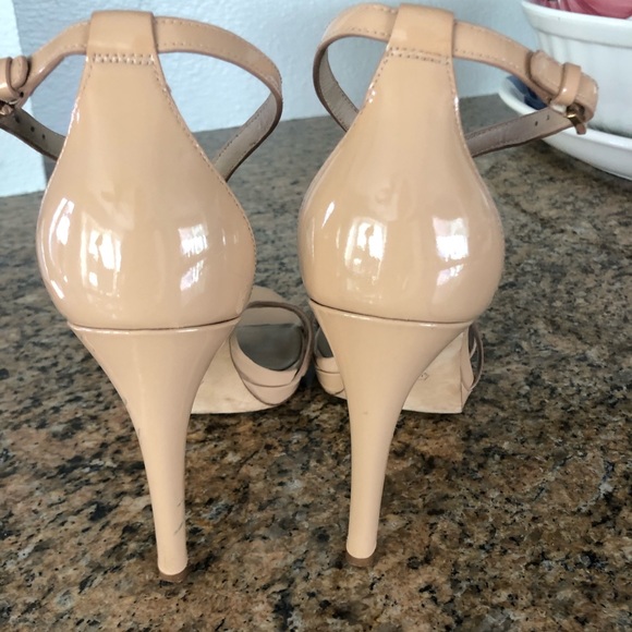 Tory Burch Sandals 4 inch high - Picture 8 of 11